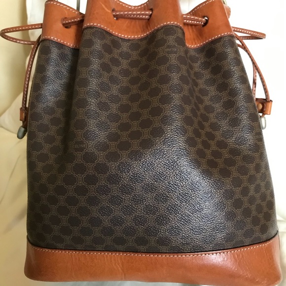 **SOLD** Céline Vintage Macadam Bucket Bag - Picture 5 of 8
